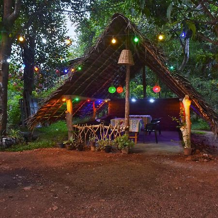 Apartamento Akash Treehouse Sigiriya Exterior foto